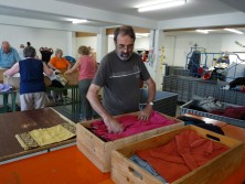 Ehrenvorsitzender H. Busch b. sortieren